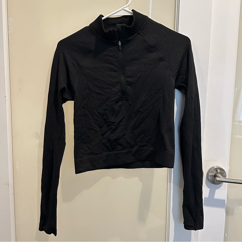 Lululemon Rest Less Cropped Half Zip Rib Black - Picture 2 of 7
